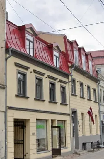 Fasādes restaurācija un pārseguma pastiprināšana Čaka ielā 51, Rīgā